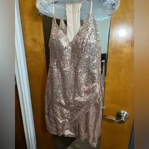 B.Smart Dresses | Rose Gold Sequined Homecoming Dress | Color: Gold/Red | Size: 15j | Camrynkleinn's Closet B.Smart Dresses | Rose Gold Sequined Homecoming Dress | Color: Gold/Red | Size: 15j | Camrynkleinn's Closet